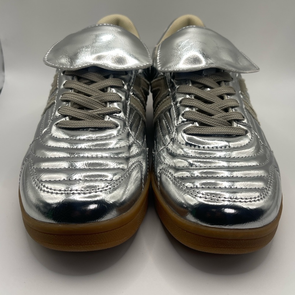 NEW Steve Madden Madrid Silver Sneakers Size 9 - Picture 3 of 13